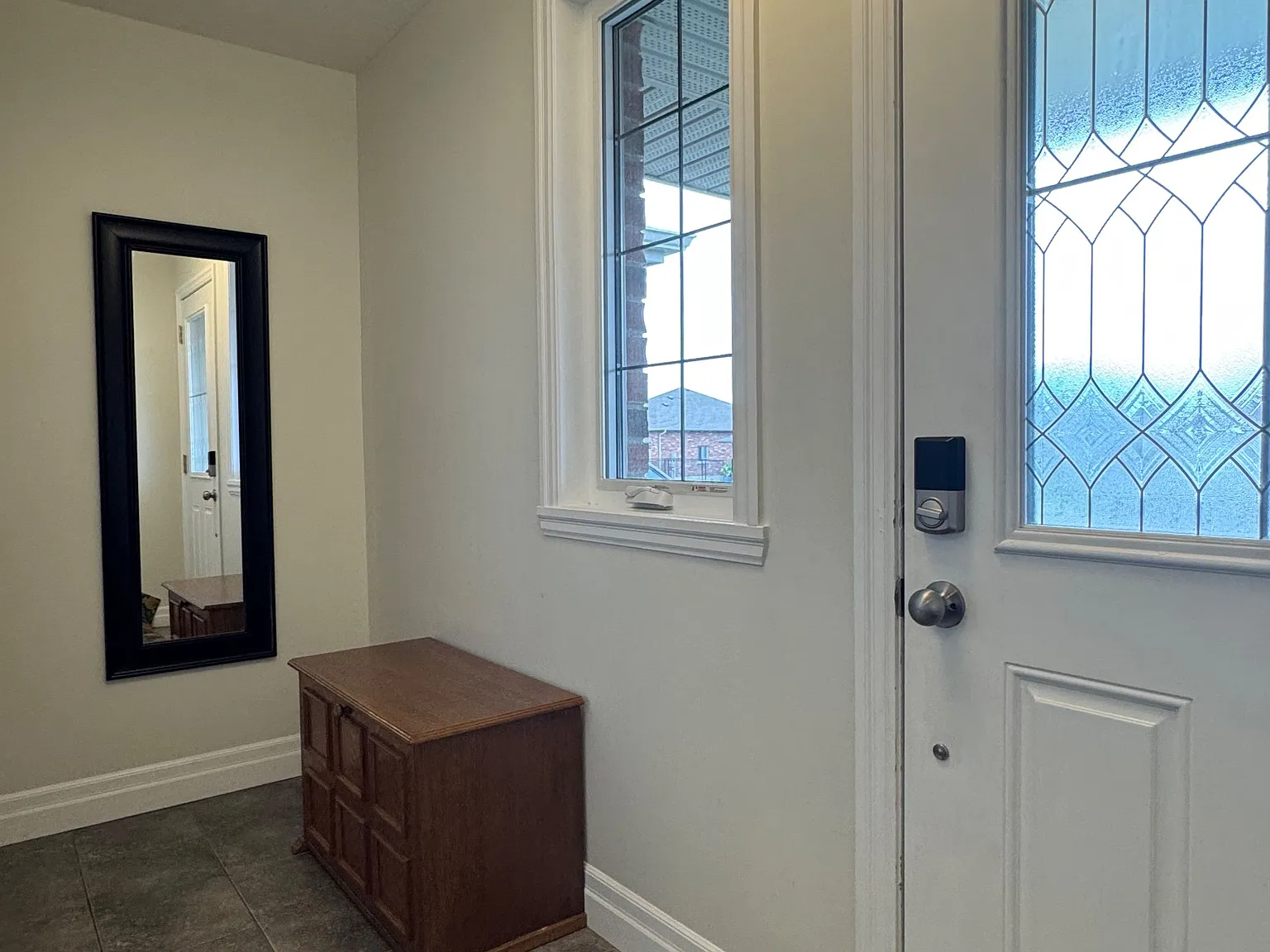 2 bed, $2,700 — Photo 3