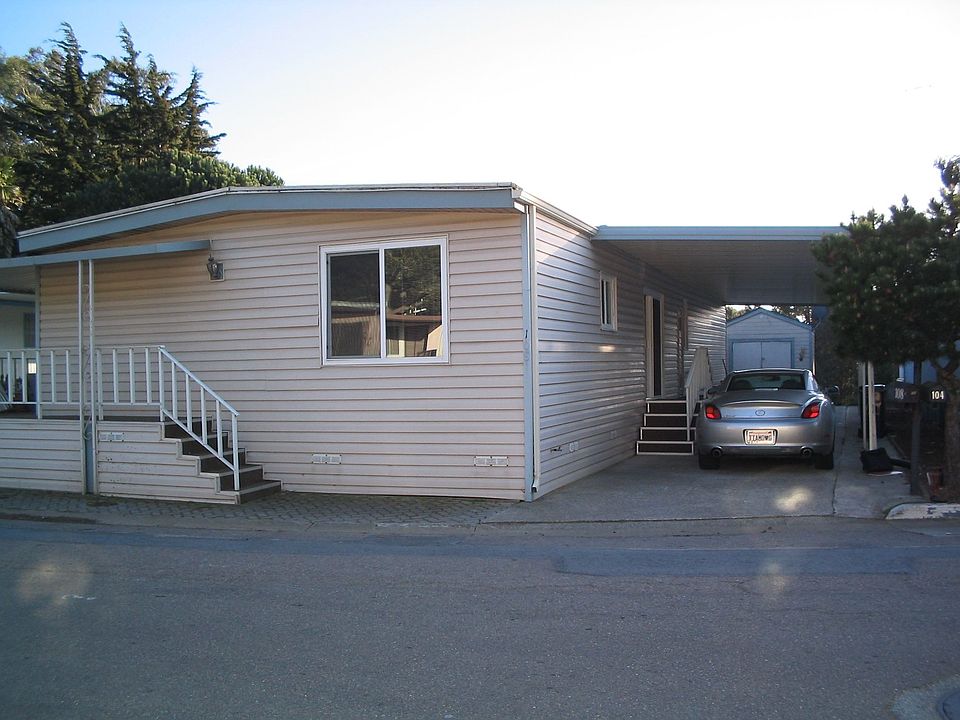 Front street view.