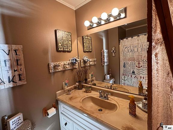 5th image of 418 Tom Robinson Rd