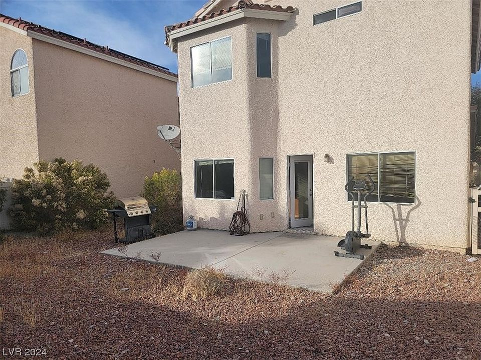2nd image of 9003 Mossy Hollow Ave
