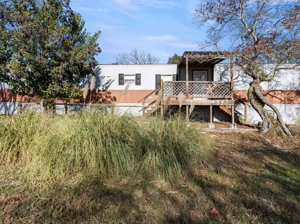 101 Halston Cir S, Kerrville, TX 78028