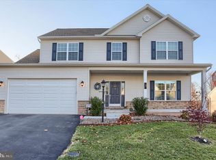 95 Red Maple Dr, Etters, PA 17319