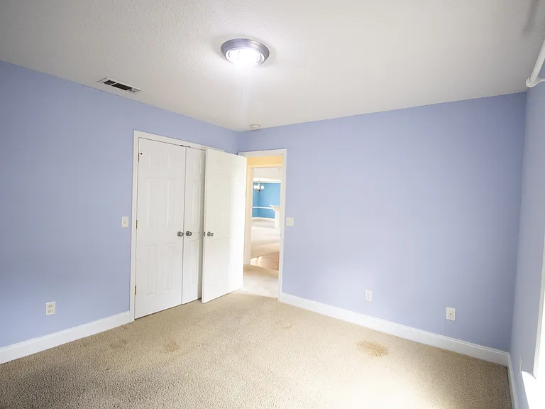1008 Houndsbark Ct — Photo 17