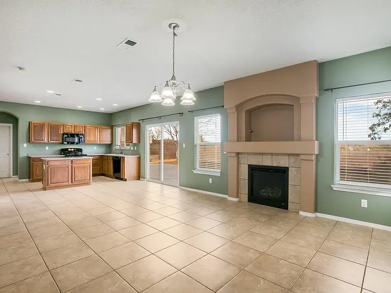 970 Carnival Ct NW — Photo 36