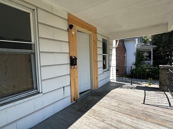 2nd image of 1756 Jordan St