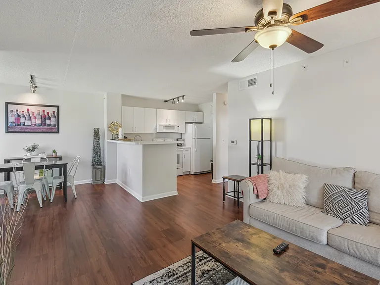Coquina Cove Apartments — Photo 53