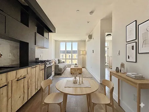 1052 Dean St Photo 1