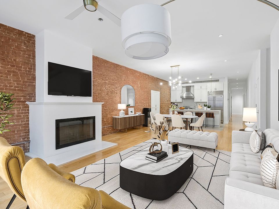 1st image of 22 Warren St APT 4
