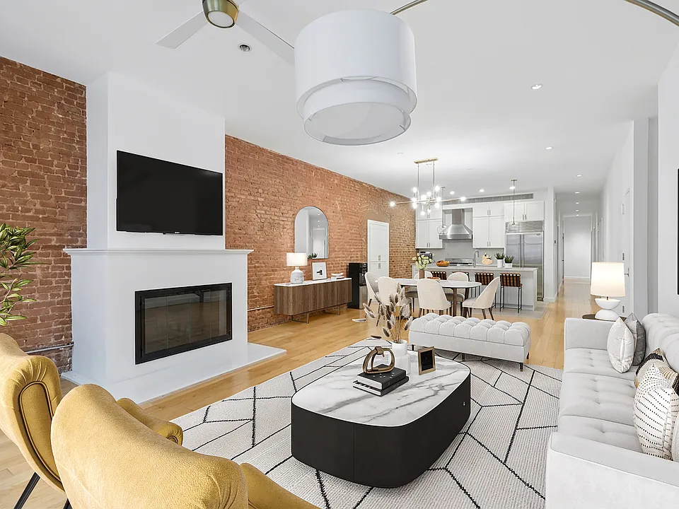 22 Warren St #4