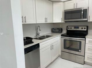 3300 NE 191st St APT 504, Aventura, FL 33180