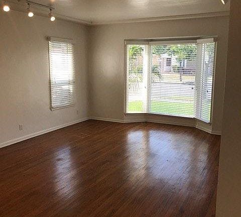 3rd image of 8830 S Wilton Pl