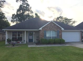 23455 Springhill Dr, Denham Springs, LA 70726