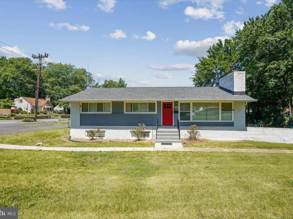 4040 Justine Dr, Annandale, VA 22003
