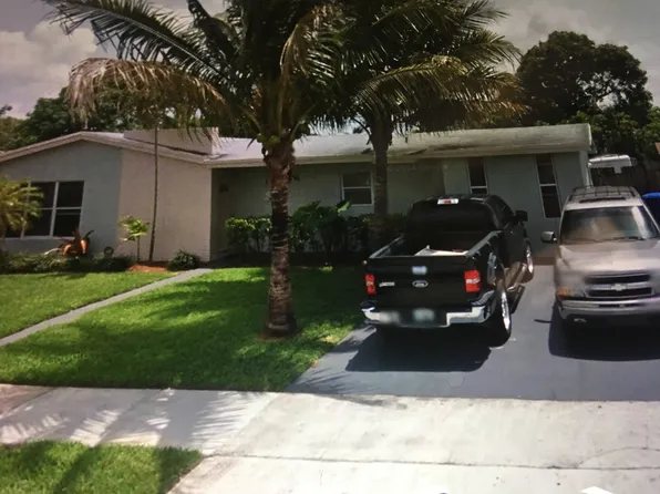 1970 NW 192nd Ter, Miami Gardens, FL 33056