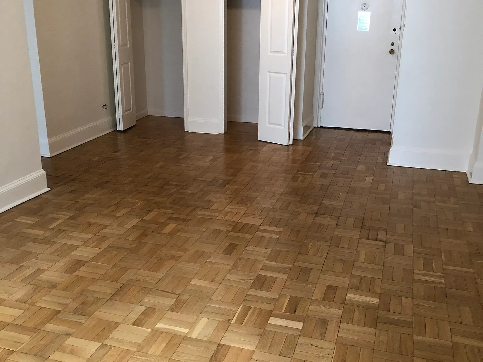 435 East 79th Street — Photo 2