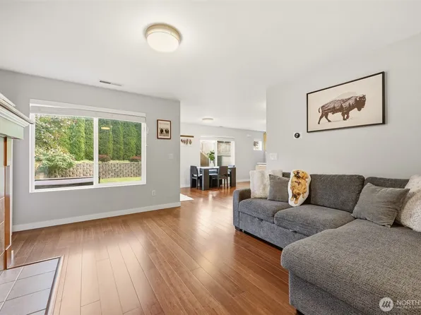 15509 38th Drive SE, Bothell, WA 98012