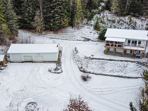 3rd image of 3215 Lumby Mabel Lake Rd