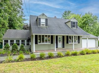 436 Dunstable Rd, Tyngsboro, MA 01879