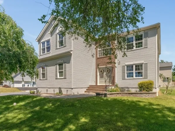 2 Craft Farm Drive, Bridgewater Twp., NJ 08807