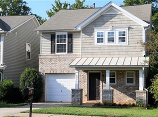 6006 Raisin Tree Ln, Charlotte, NC 28215