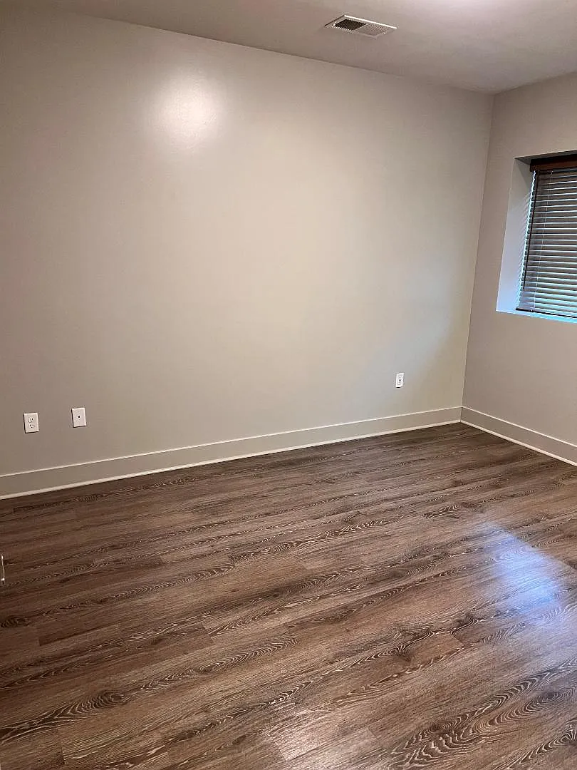 108 1st Ave SE - 120 — Photo 3