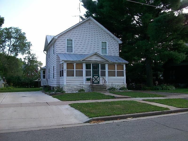 2nd image of 519 W Main St