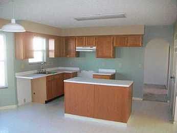 4th image of 7666 Calderdale St