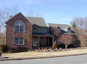 1st image of 112 Woodbriar Dr