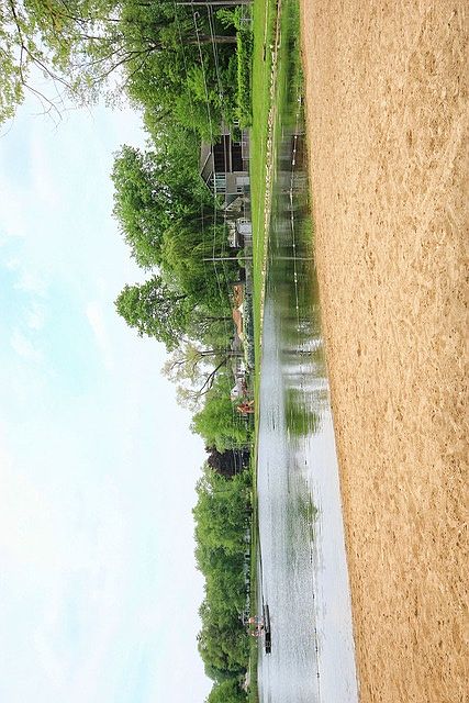 Manor Lake 2 blocks away