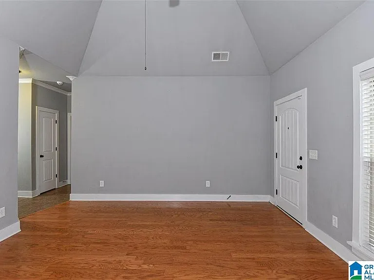 366 Kingston Cir — Photo 11