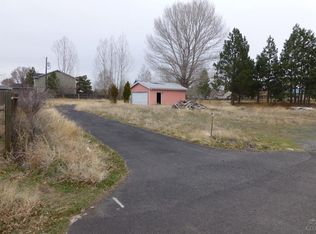 3530 SW 26th St, Redmond, OR 97756