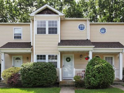 2 Franklin Cmns, Yaphank, NY, 11980