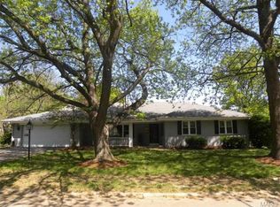 1458 Bennett Ave, Saint Louis, MO 63122