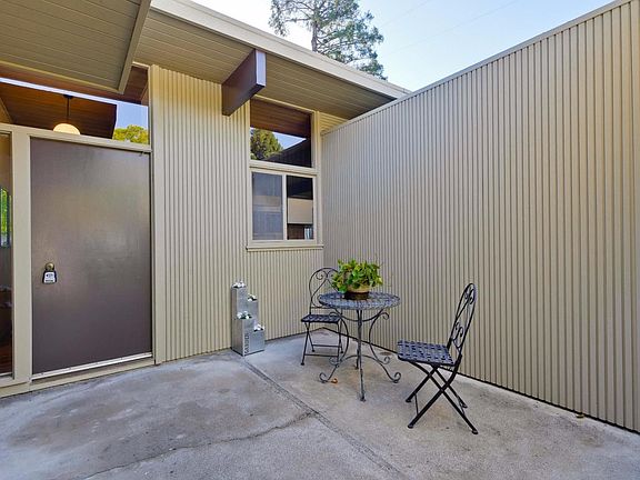 3rd image of 4021 Ben Lomond Dr
