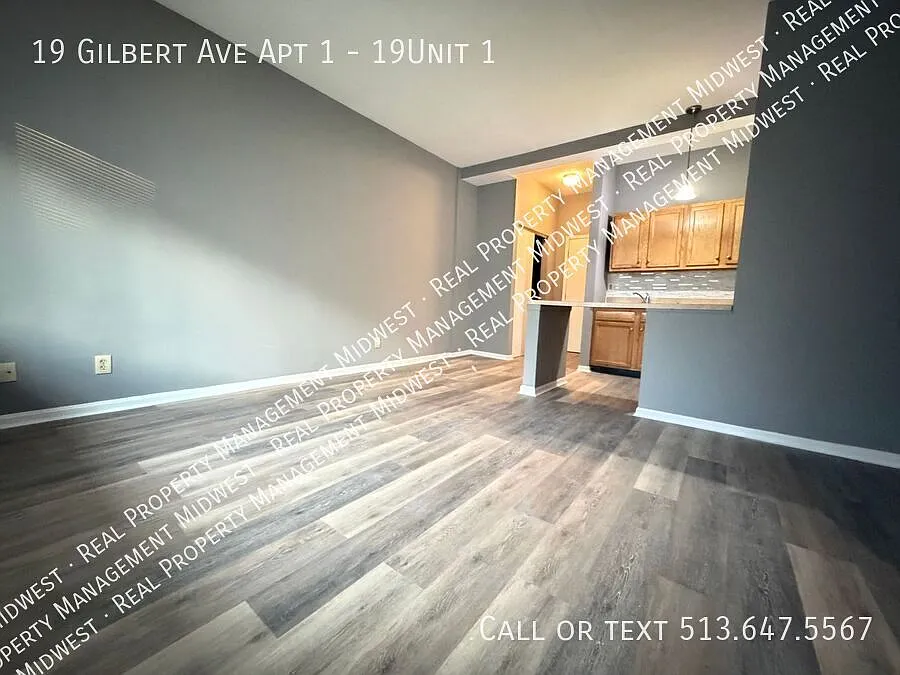 Building Photo - 19 Gilbert Ave #1