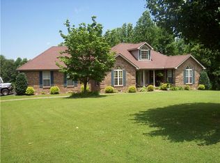 4988 Highway 52 By Pass, Lafayette, TN 37083