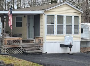 5355 Parkway E #81, Cosby, TN 37722