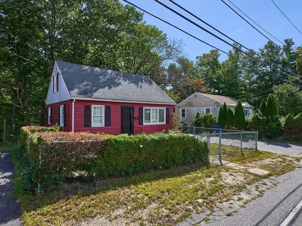 154 Pond St, Leominster, MA 01453
