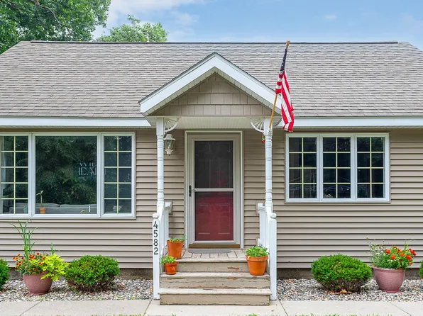 4582 Hall Rd, Muskegon, MI 49442
