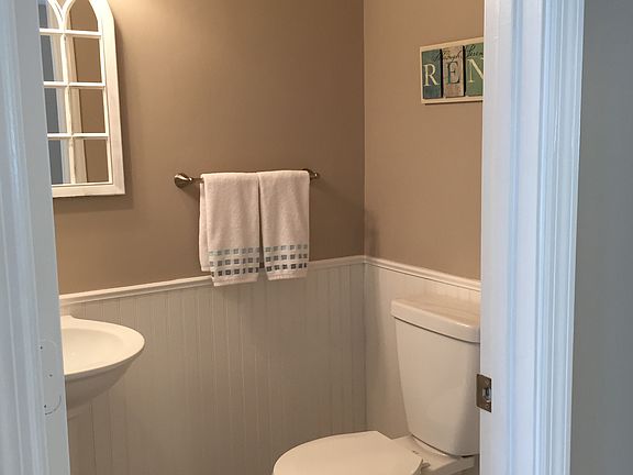 Powder room 1st floor