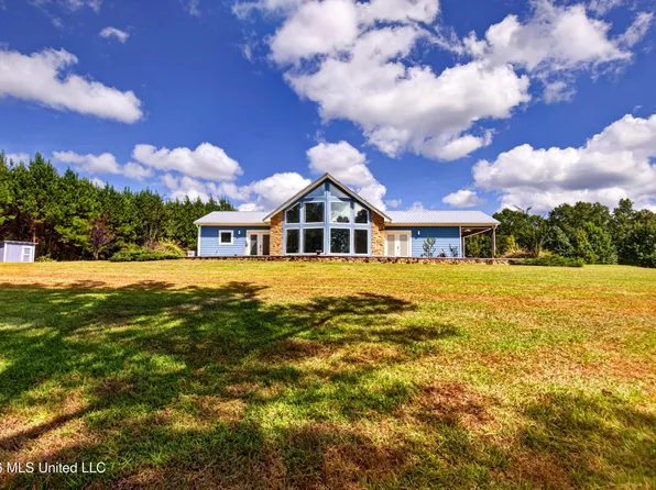75 Three Oaks Rd, Perkinston, MS 39573