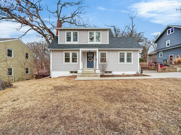 5617 Grand Ave, Des Moines, IA 50312