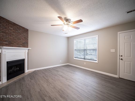 4th image of 3208 Quiet Way