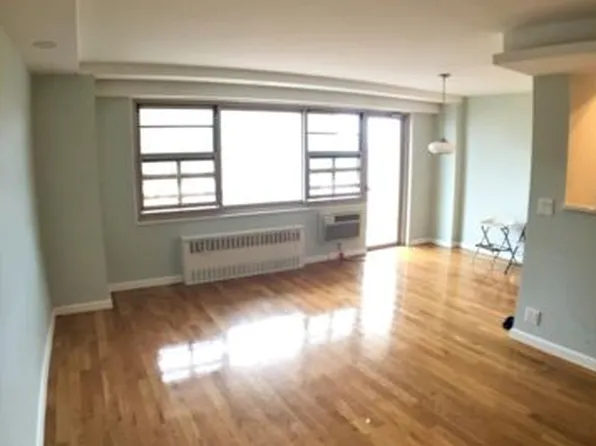 440 Neptune Ave APT 20C, Brooklyn, NY 11224