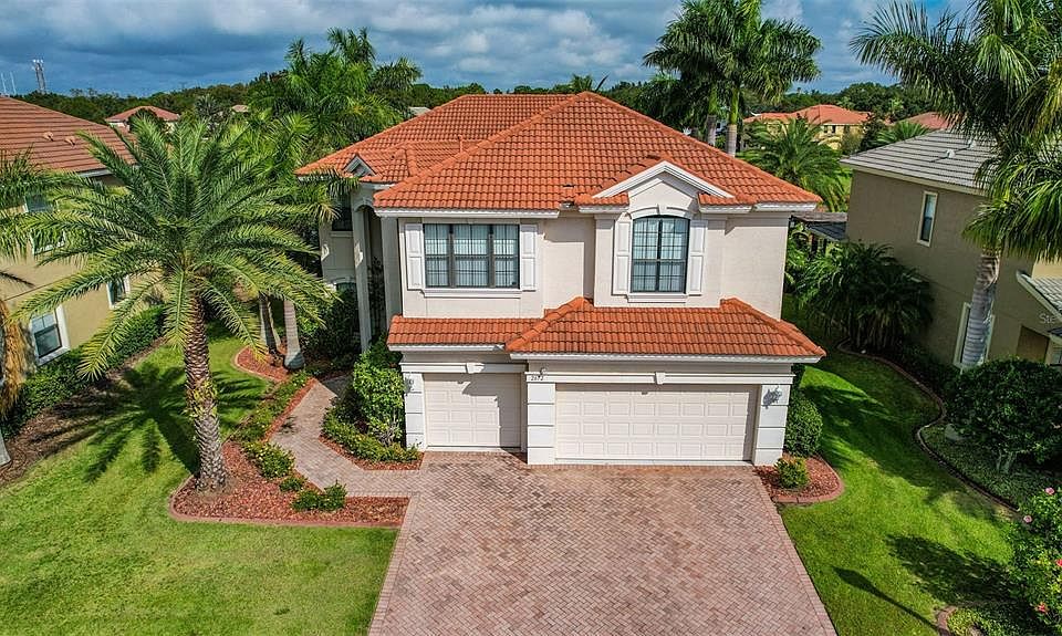 1st image of 2672 Lakebreeze Ln S