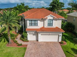2672 Lakebreeze Ln S, Clearwater, FL 33759