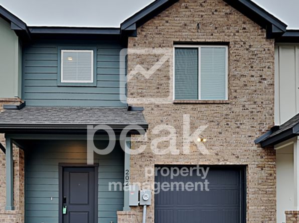 1203 Boxwood Ln