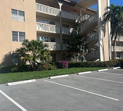 2nd image of 3304 Aruba Way #B2