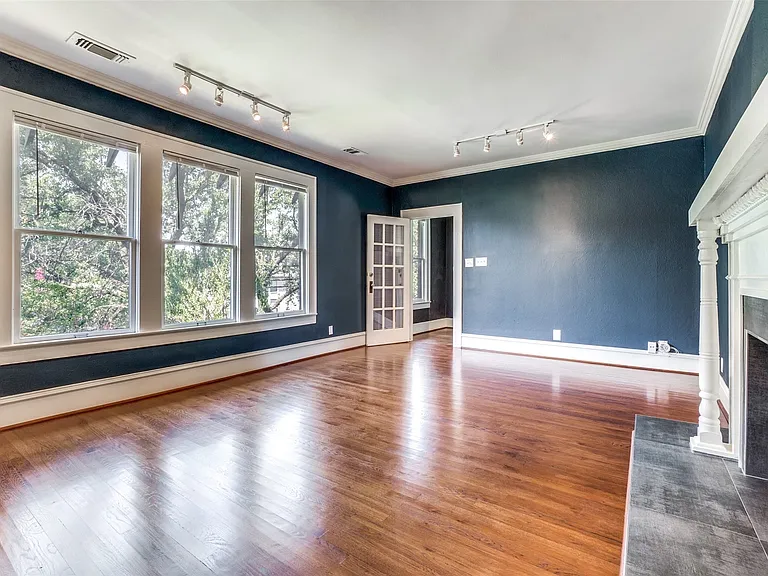 4130 Bowser Ave — Photo 4