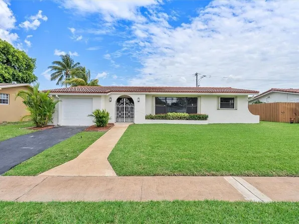 2211 N 40th Avenue, Hollywood, FL 33021